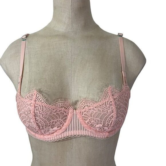 Victoria's Secret Bra 32B peach push up bra lined no padding lace Balconette - Picture 1 of 8